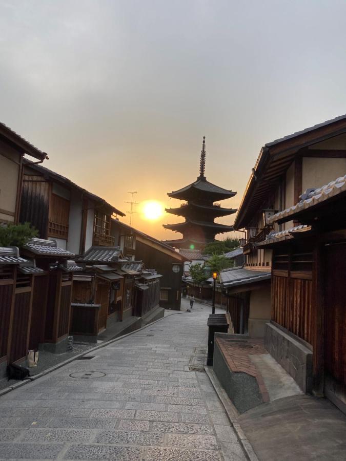 Platinum Yasaka Hotel Kyoto Exterior photo